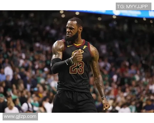 詹姆斯：从篮球场上的传奇到社会影响力的多元化探索之路